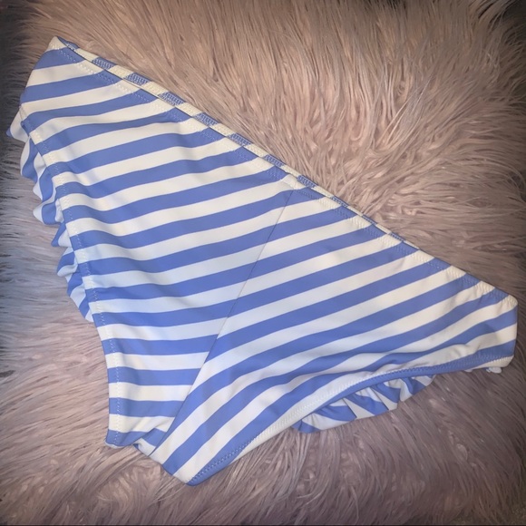 VICTORIA’S SECRET Striped Bikini Set ☀️ - Picture 6 of 8